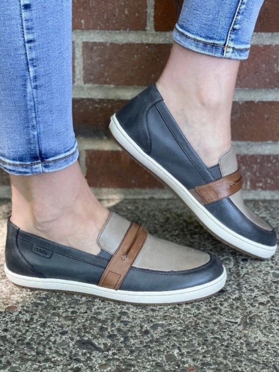 Taos Footwear Shoes - Taos Women's Upward Steel/ Taupe Multi Loafer Like New Size 7.5